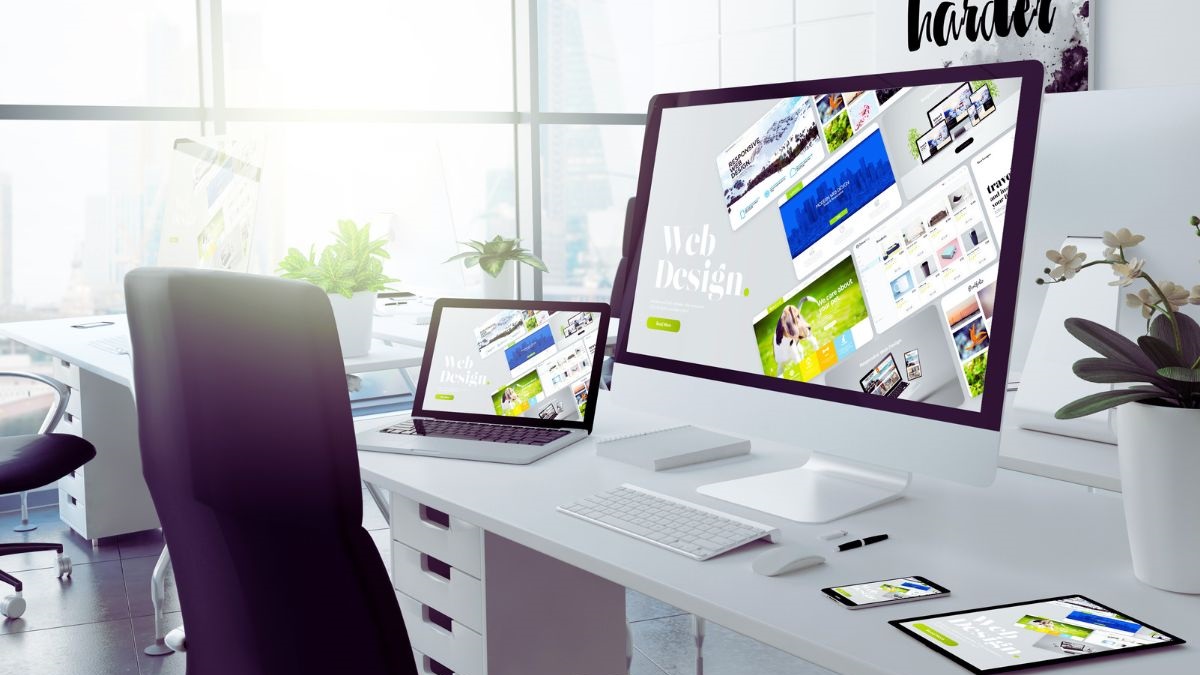 Wix vs Squarespace review by Softonic