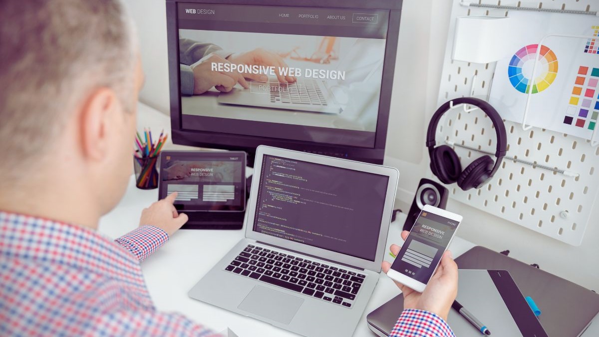 Wix vs Squarespace review by Softonic